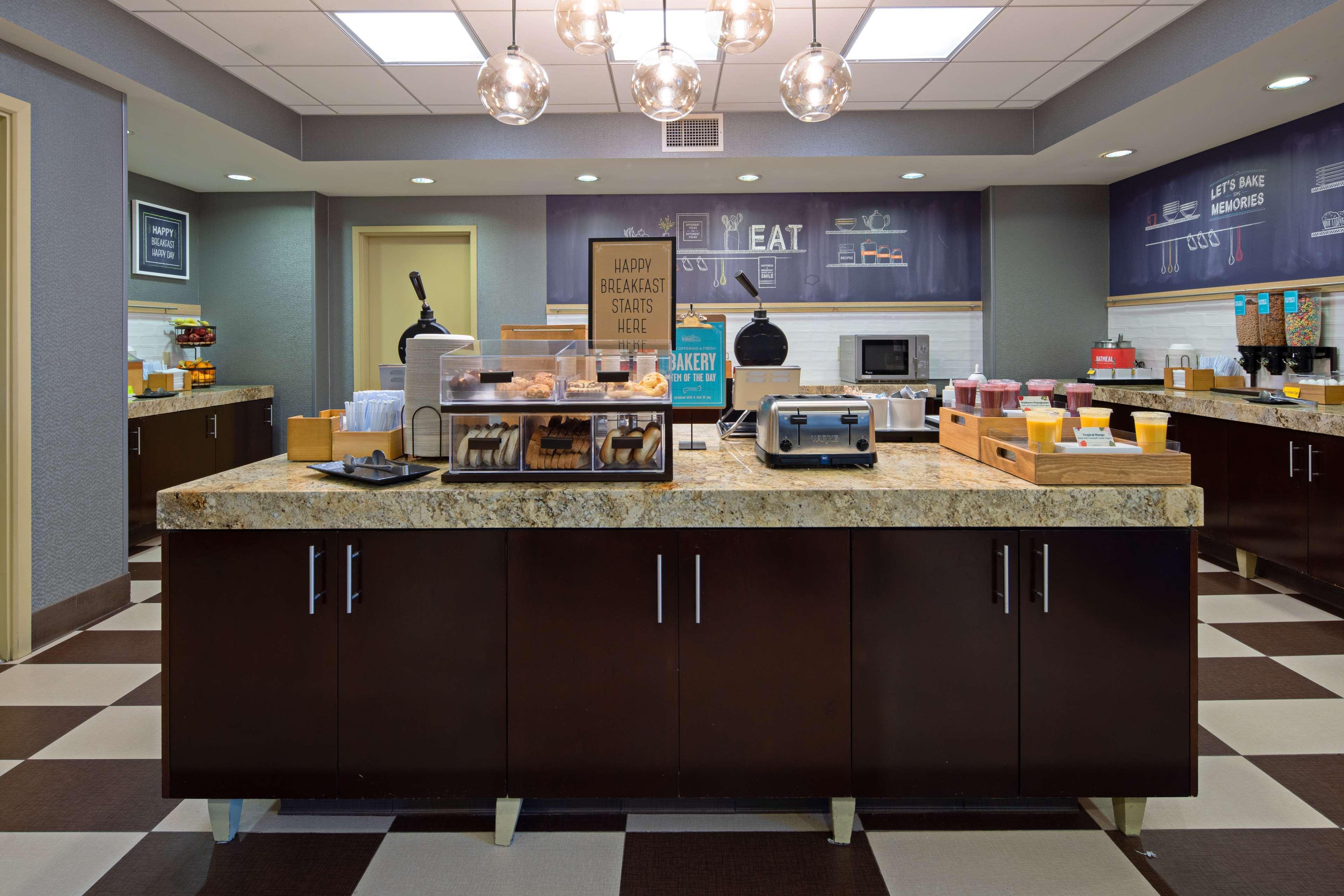 Hampton Inn Visalia Esterno foto
