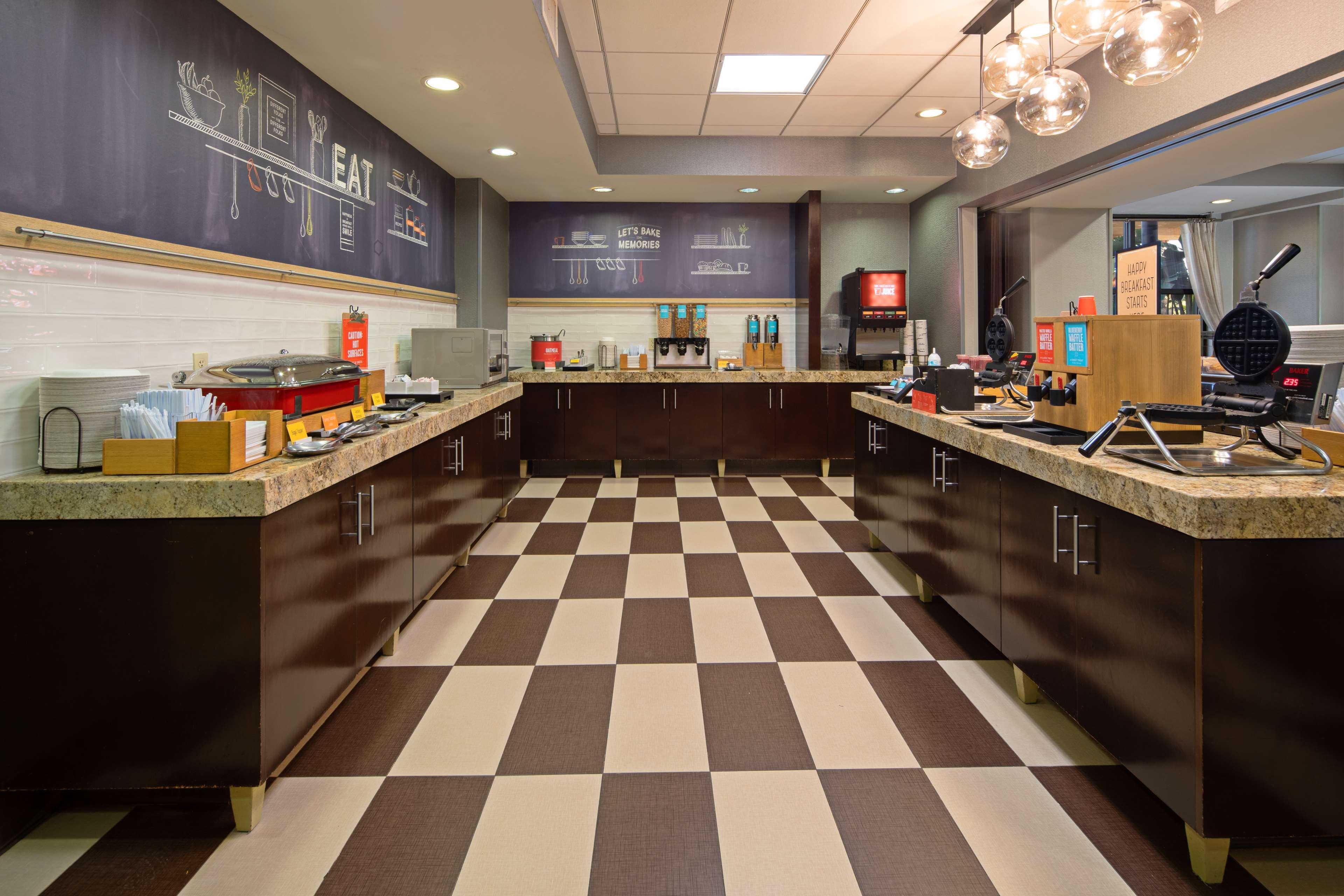 Hampton Inn Visalia Esterno foto