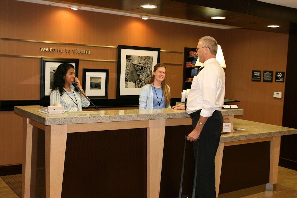 Hampton Inn Visalia Esterno foto